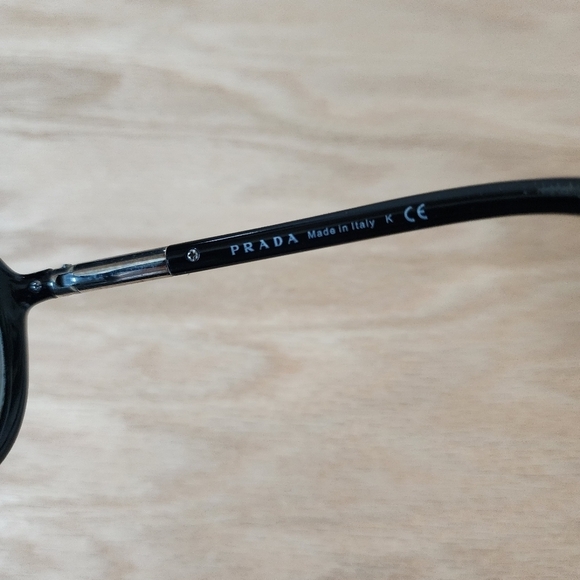 Prada Black Sunglasses SPR 25L without case shades - Picture 9 of 12